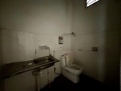 Hong Lim Complex (D1), Retail #563994201